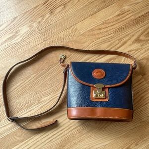Vintage Dooney and Bourke purse